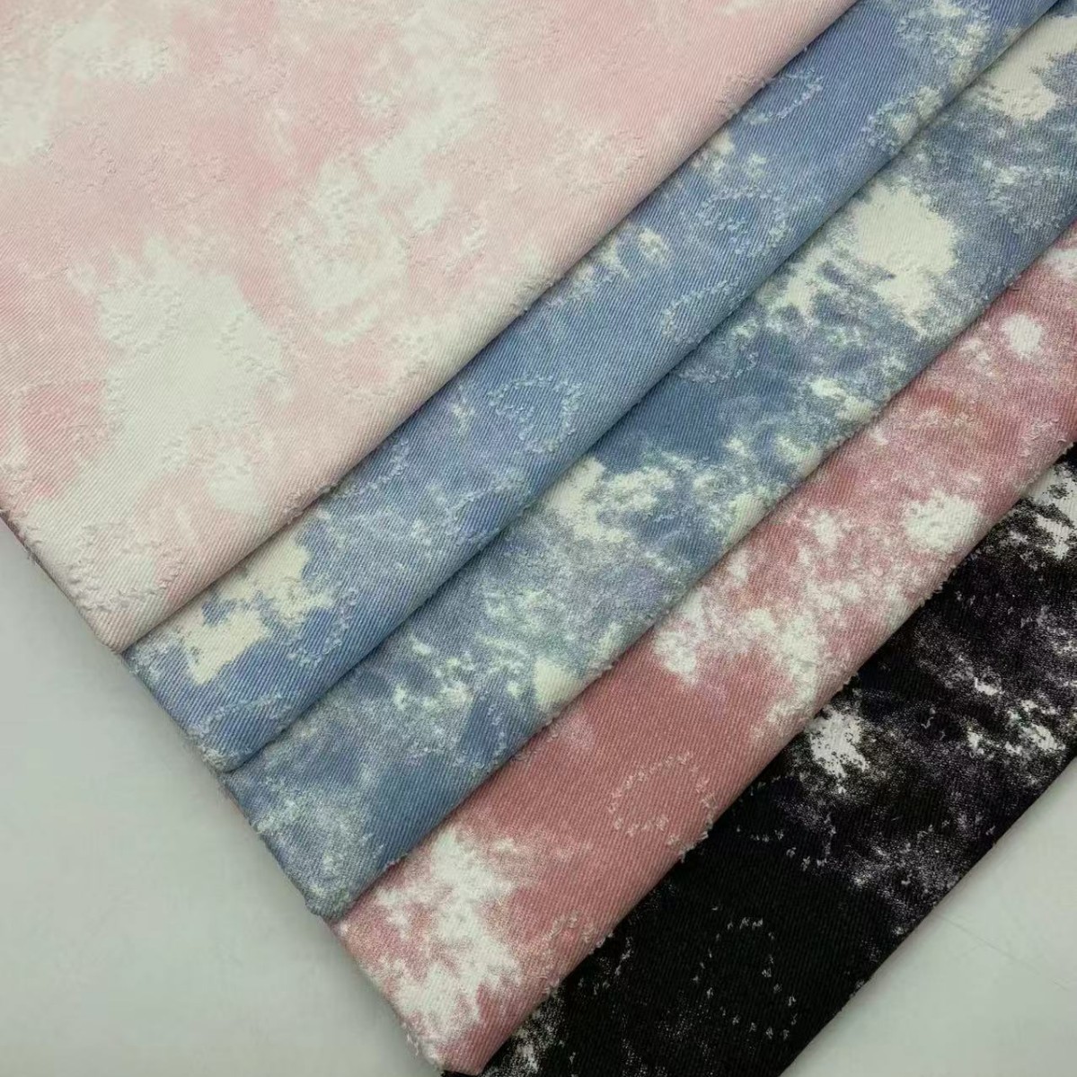 Sewing Tie Dye - Голубое небо, белые облака, ткань Tie